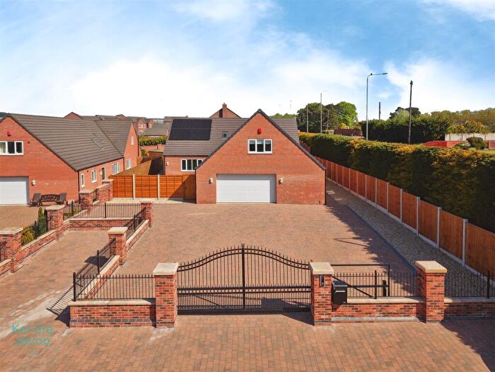 5 Bedroom Detached House For Sale In Bawtry Road, Blyth, Worksop, S81
