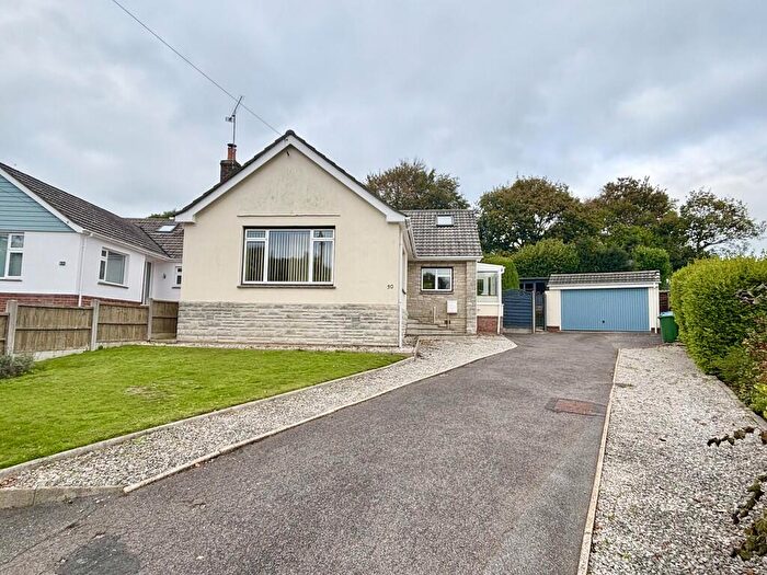 4 Bedroom Bungalow For Sale In Anvil Crescent, Broadstone, BH18