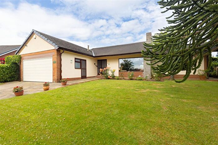 3 Bedroom Detached Bungalow For Sale In Washington Lane, Euxton, PR7