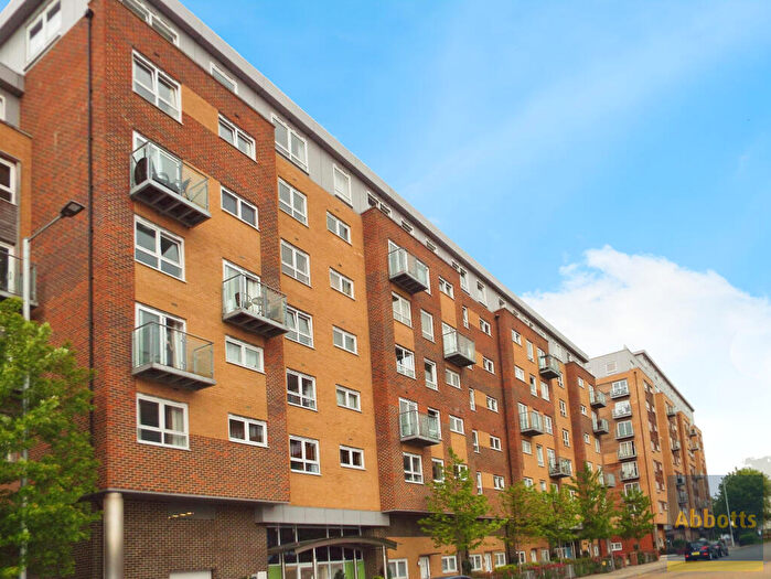 1 Bedroom Flat To Rent In Cherrydown East, Basildon, SS16
