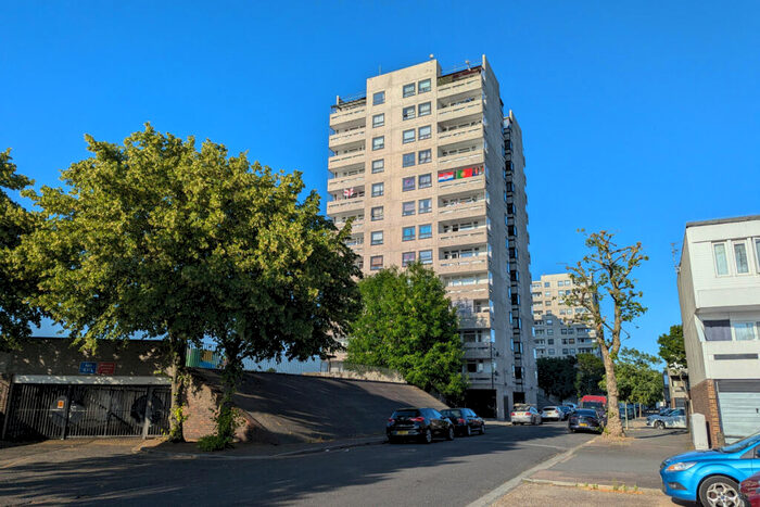 1 Bedroom Apartment To Rent In Hartslock Drive, London, SE2