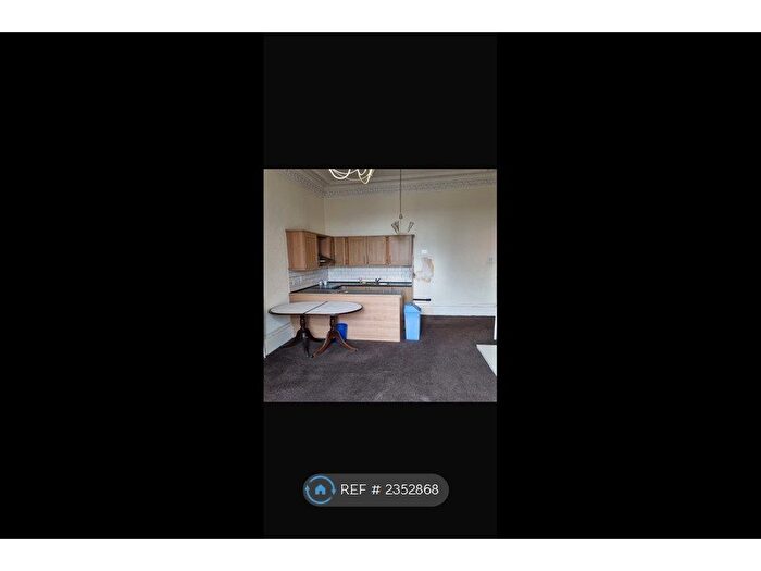 1 Bedroom Flat To Rent In Keighley Road, Bradford, BD8