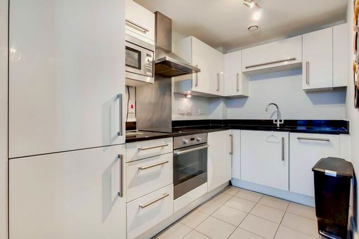 1 Bedroom Flat To Rent In Spa Road, Bermondsey, London, SE16
