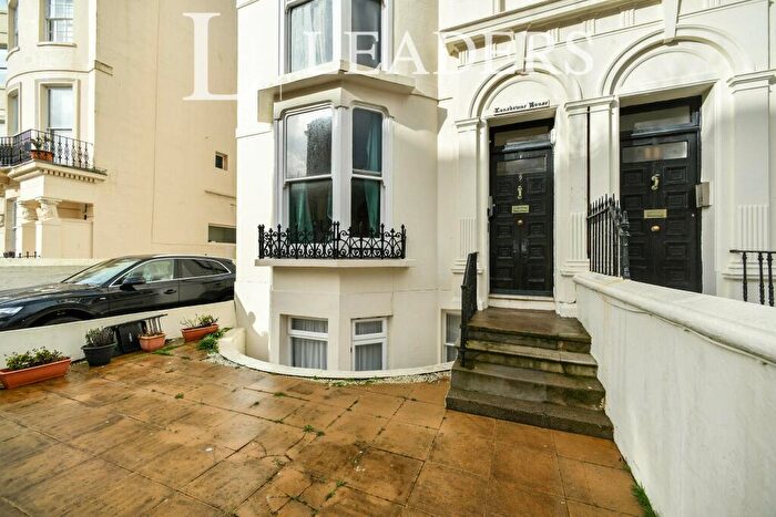 Studio To Rent In Lansdowne Place, BN3