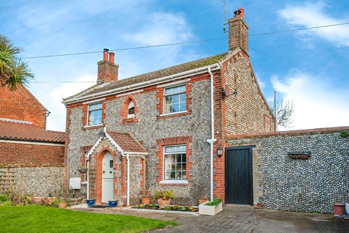 3 Bedroom Detached House For Sale In Coast Road, Bacton, Norwich, NR12
