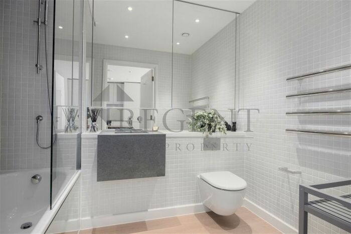2 Bedroom Flat For Sale In Greenwich Peninsula, Cutter Lane, SE10
