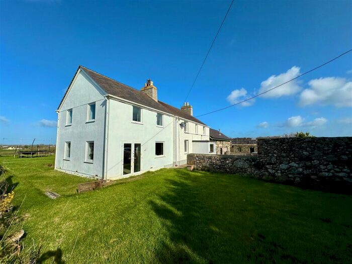 5 Bedroom Farm House For Sale In Llanfaelog, Ty Croes, LL63