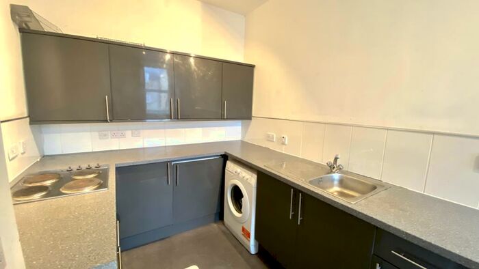 1 Bedroom Apartment To Rent In Stapleton Road, Bristol, BS5