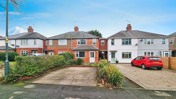 3 Bedroom Detached House To Rent In Chestnut Avenue, Kenilworth, CV8