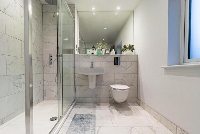 3 Bedroom Terraced House For Sale In Burderop Park Chiseldon Swindon, SN4