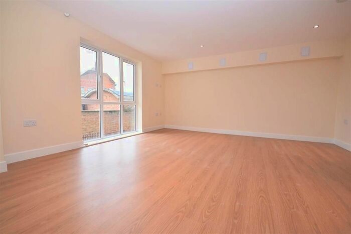 1 Bedroom Property To Rent In St. Andrews Street, Kettering, NN16