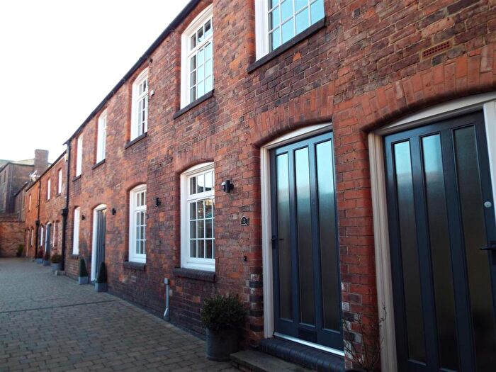 2 Bedroom Town House To Rent In Northgate Mews, Louth, LN11