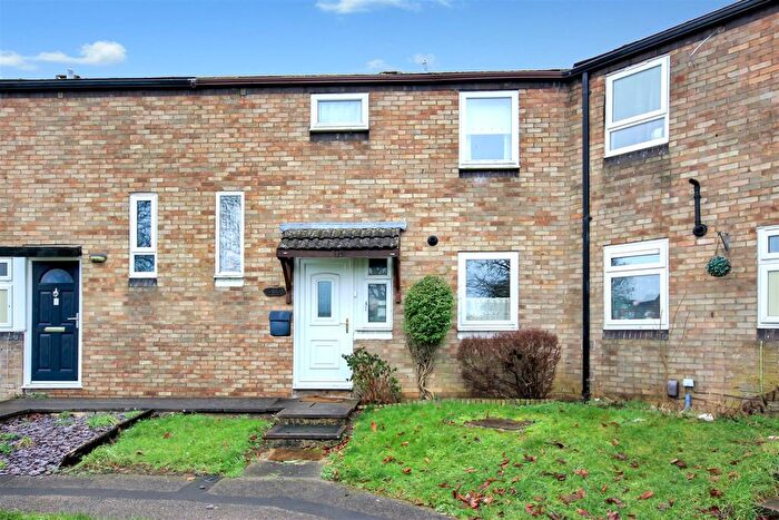 3 Bedroom Terraced House For Sale In Kiln Way, Wellingborough, NN8
