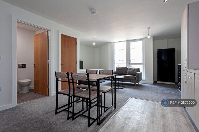 Studio To Rent In Adelphi St, Salford, M3