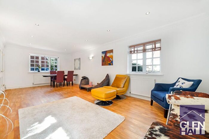 2 Bedroom Semi-Detached House For Sale In Cannon Hill, London, N14