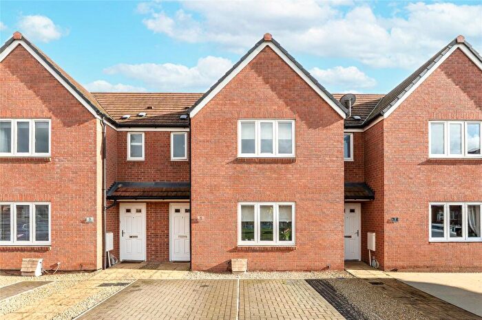 3 Bedroom Terraced House For Sale In The Hawthorns, Sutton Courtenay, Abingdon, Oxfordshire, OX14