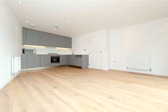 2 Bedroom Flat To Rent In Weston Street, London, SE1