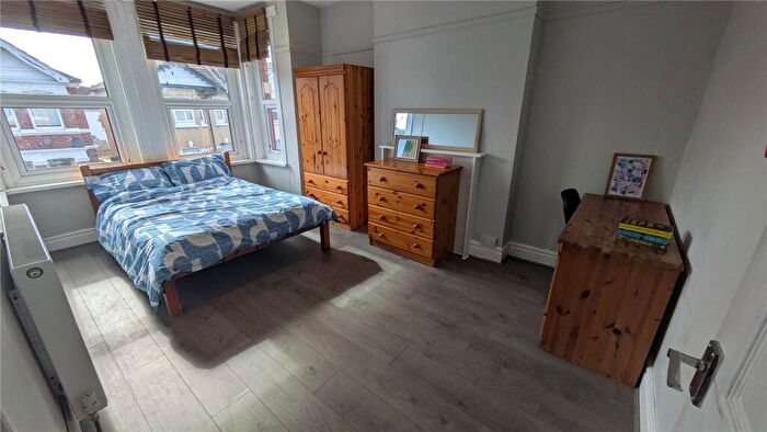 1 Bedroom Property To Rent In Coventry Road, Southampton, Hampshire, SO15