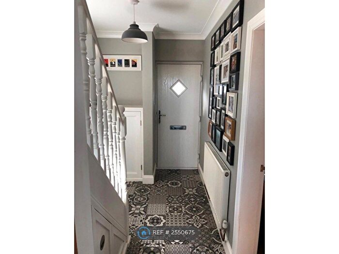 3 Bedroom Semi-Detached House To Rent In Clegg Hill Drive, Sutton-In-Ashfield, NG17