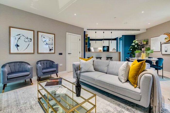 3 Bedroom Flat To Rent In Beadon Road, Hammersmith, W6