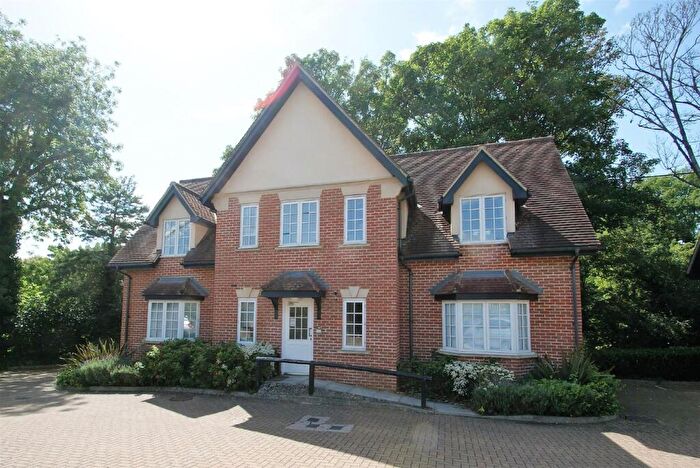 2 Bedroom Apartment To Rent In Windmill Close, Stansted, CM24