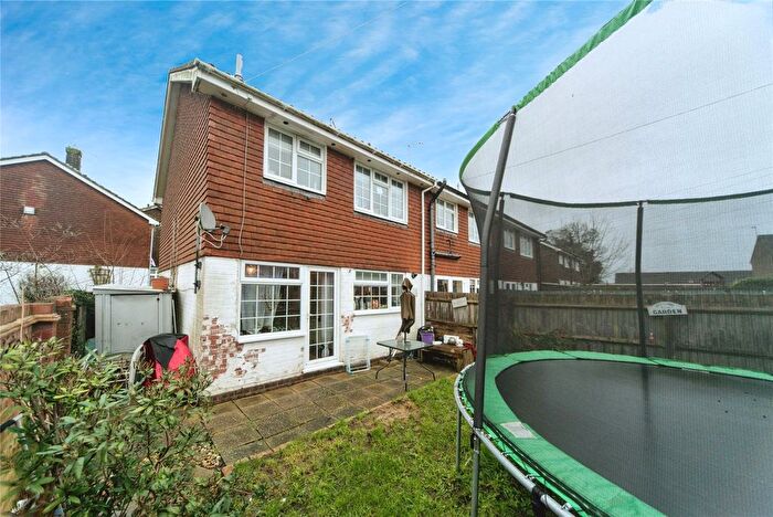 3 Bedroom End Of Terrace House For Sale In Browns Lane, Uckfield, East Sussex, TN22