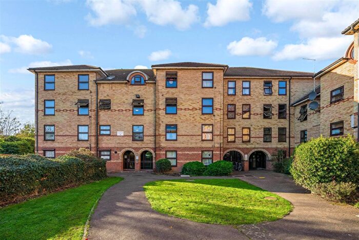 1 Bedroom Flat To Rent In Latchingdon Court, Forest Road, Walthamstow, E17