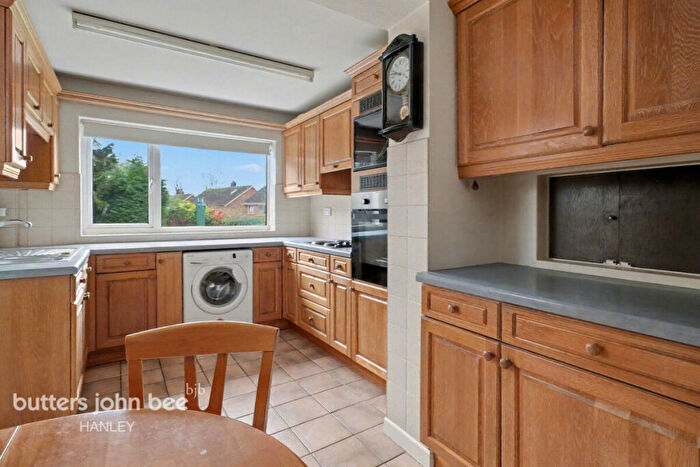 3 Bedroom Detached House For Sale In Tenford Lane, Stoke-On-Trent, ST10