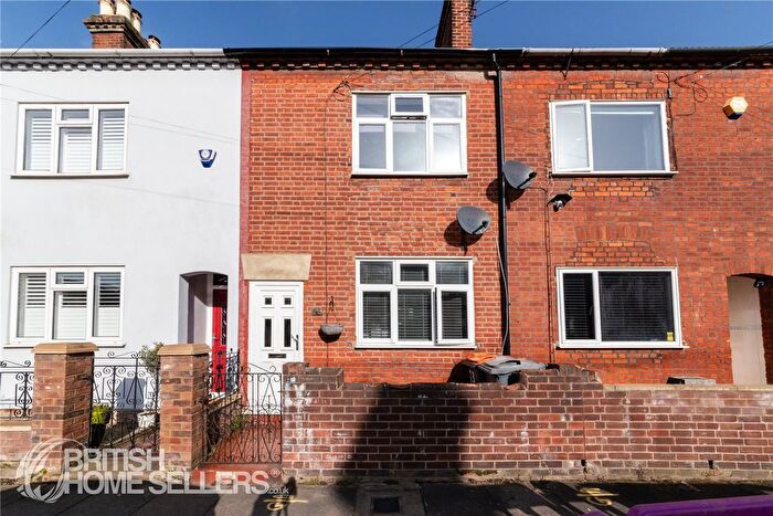 3 Bedroom Terraced House For Sale In Stanley Street, Bedford, Bedfordshire, MK41
