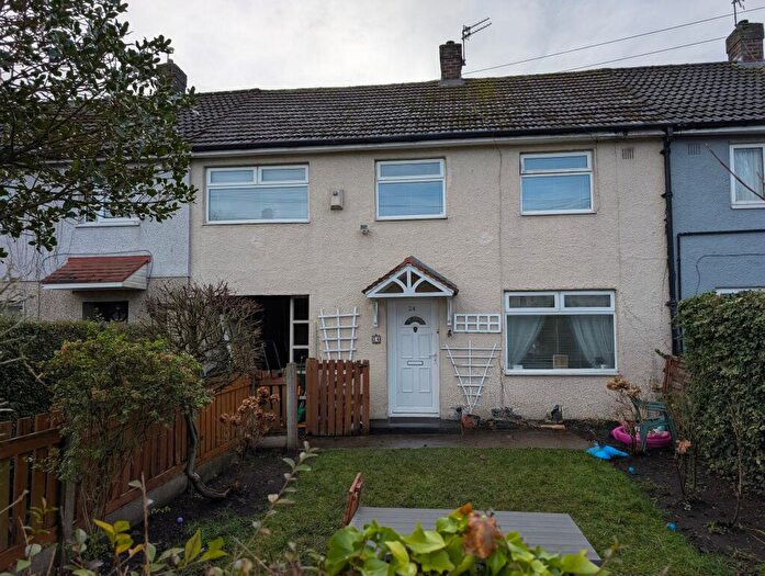 3 Bedroom Terraced House For Sale In Rutland Crescent, Brinnington, Stockport, SK5