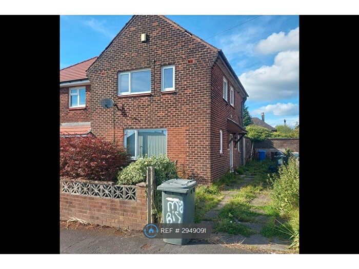 3 Bedroom Semi-Detached House To Rent In Coniston Road, Chorley, PR7