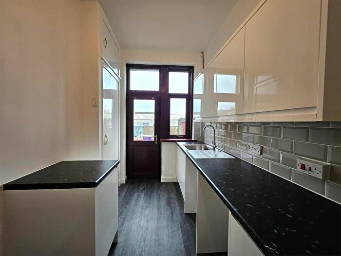 2 Bedroom Flat For Sale In Glebe Street, Stevenston, KA20