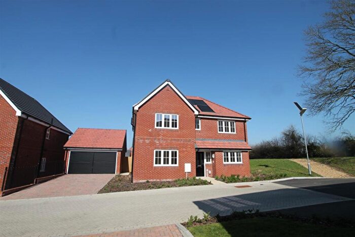 4 Bedroom Detached House For Sale In Maddoxford Gardens, Boorley Green, SO32