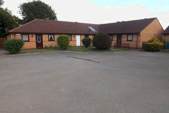 2 Bedroom Bungalow To Rent In Little Bounds, West Bridgford, Nottingham, NG2