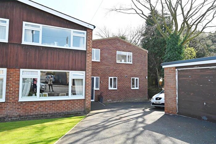 4 Bedroom Semi-Detached House For Sale In Cedar Grove, Barton, Richmond, DL10