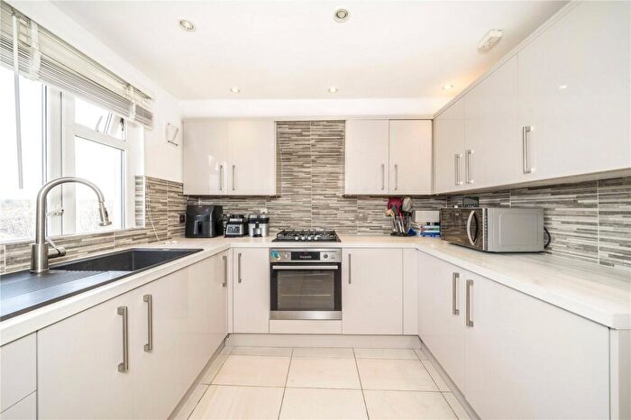 2 Bedroom Apartment For Sale In Baring Road, Grove Park, SE12