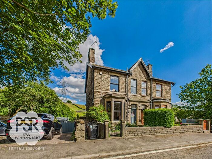 4 Bedroom Semi-Detached House For Sale In Hayfield Road, New Mills, SK22