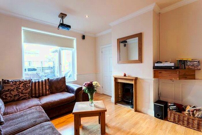 3 Bedroom Apartment To Rent In Tankerton Road, Whitstable, CT5