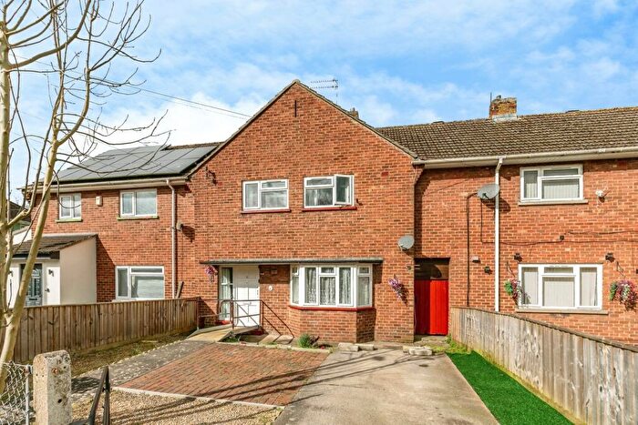 3 Bedroom Semi Detached House For Sale In Butterfield Road, Bristol, Avon, BS10