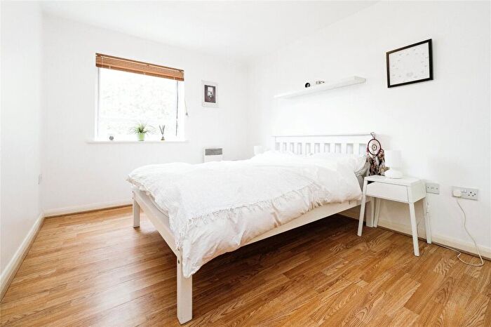 1 Bedroom Flat For Sale In Elderberry Way, East Ham, London, E6