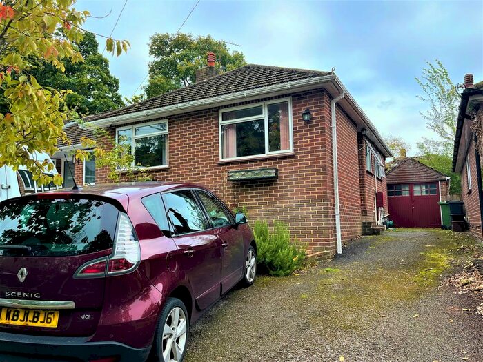 2 Bedroom Semi-Detached Bungalow To Rent In Springhill Road, Chandler's Ford, Eastleigh, SO53