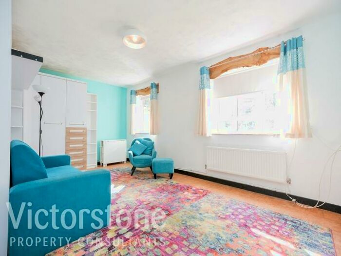 Studio To Rent In Bradfield Court, Hawley Road, London, Greater London, NW1