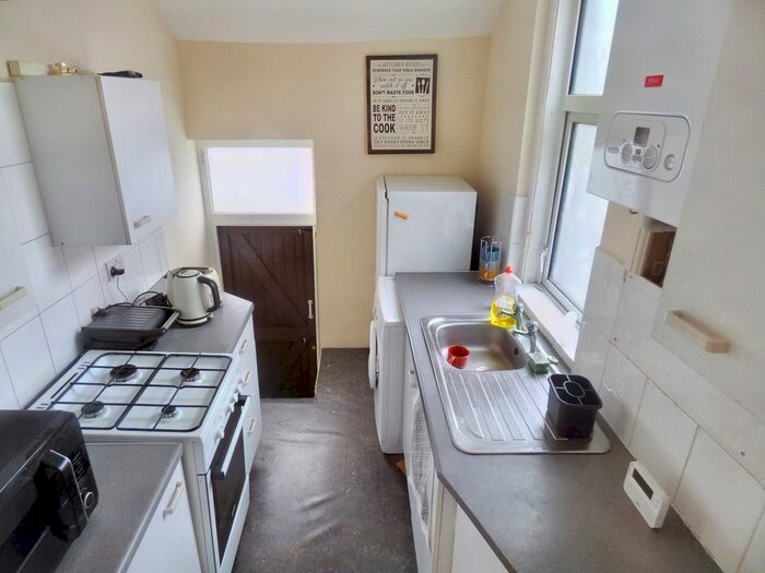 2 Bedroom Flat To Rent In High Street East, Wallsend, NE28