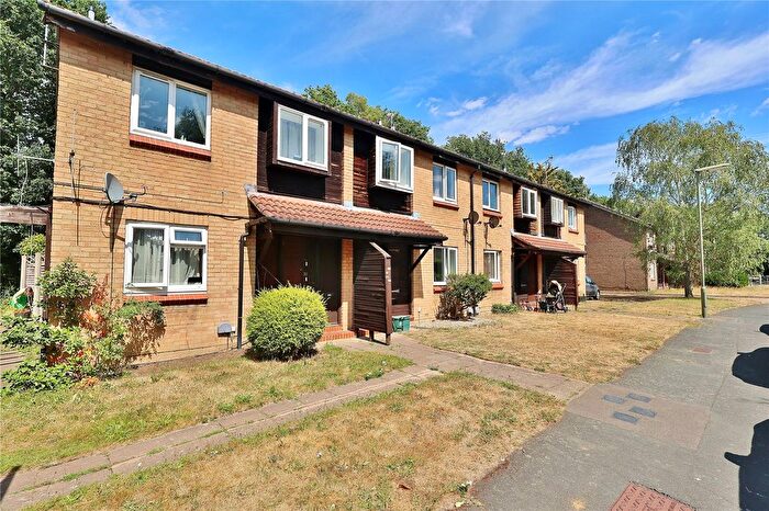 1 Bedroom Maisonette To Rent In Willowmead Close, Woking, Surrey, GU21