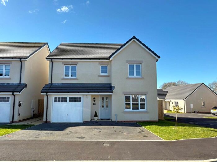 4 Bedroom Detached House For Sale In Lingfield Gardens, Whitland, Carmarthenshire, SA34