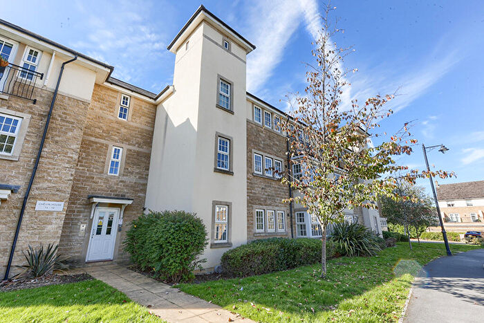 1 Bedroom Apartment To Rent In ~ Intermediate Rental ~ Chevin House, High Royds Drive, Menston, Ilkley, Leeds, LS29