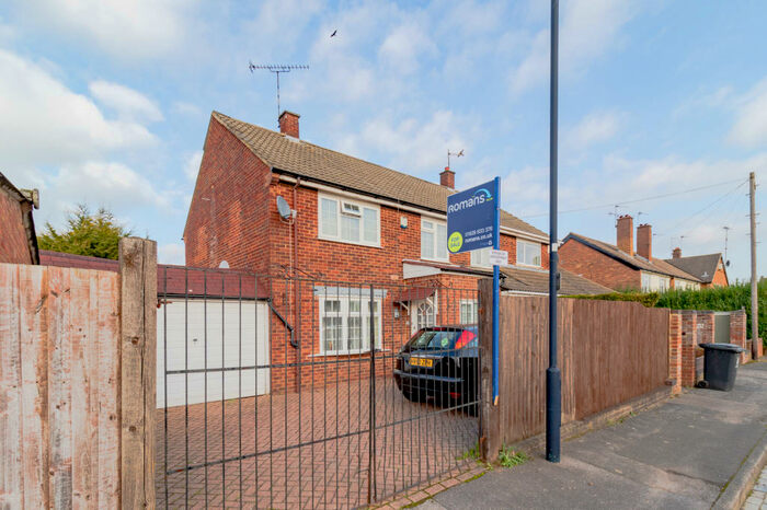 3 Bedroom Semi-Detached House To Rent In St. Columbas Close, SL6