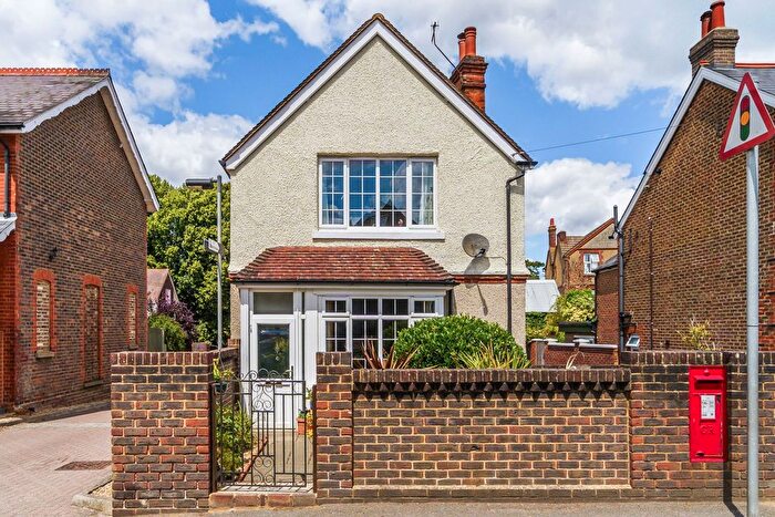 2 Bedroom Detached House For Sale In Blackborough Road, RH2