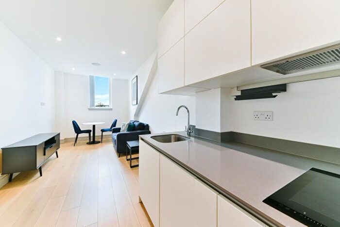 1 Bedroom Flat To Rent In Broad House, Imperial Drive, HA2