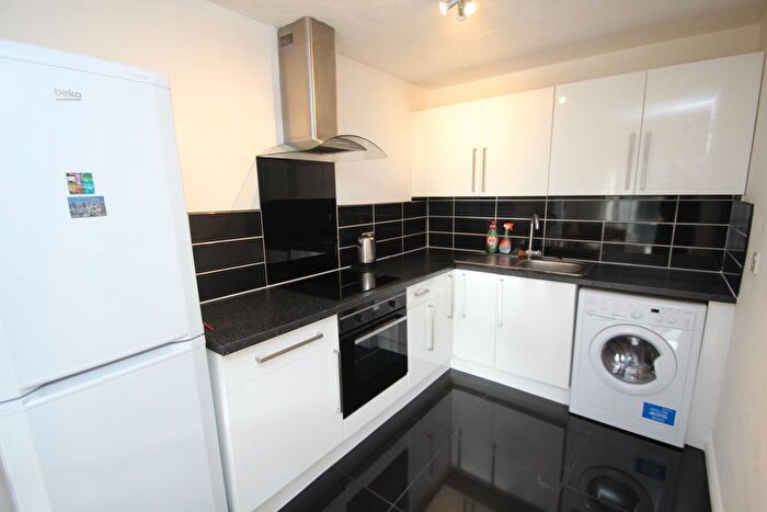1 Bedroom Flat To Rent In Rowland Court, Croydon, CR0